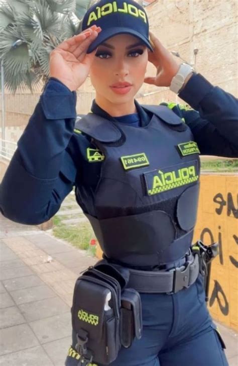 sexy female police|Colombian woman dubbed the ‘world’s hottest cop’ by fans.